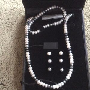 Honora necklace, bracelet and earrings